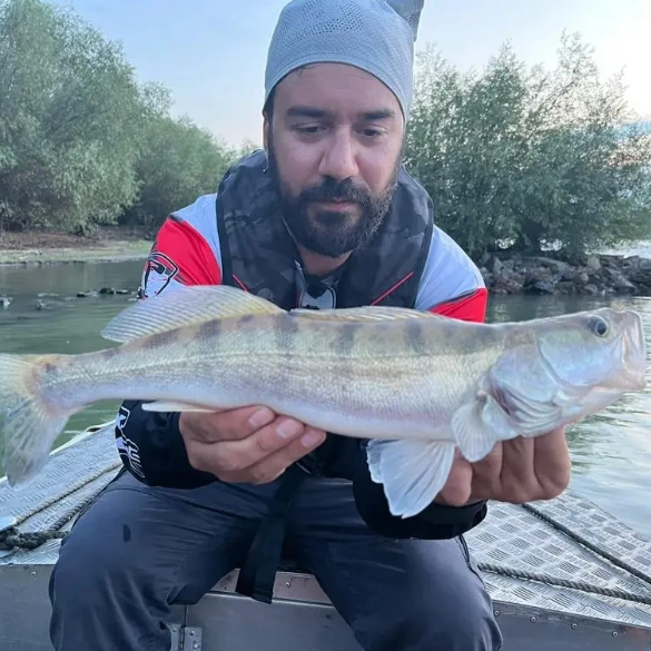 Pescuit la Pensiunea Pagaya