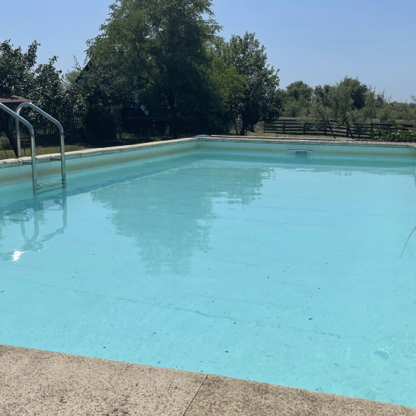 Piscina de la Pensiunea Pagaya